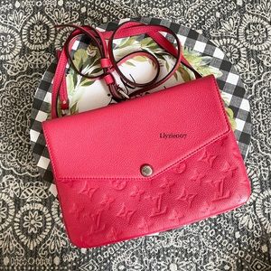 Sold Twice empreinte dahlia